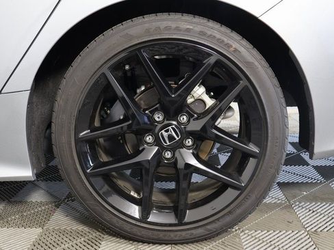Used 2023 Honda Civic Sport image 13