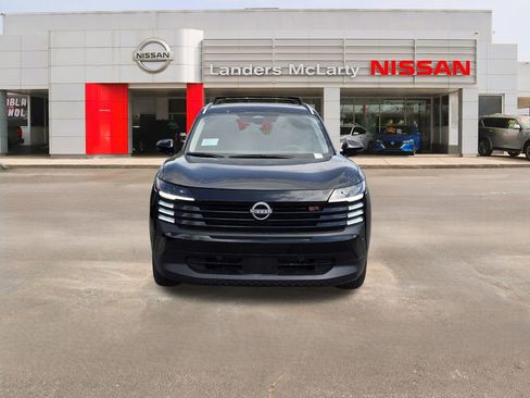 New 2026 Nissan Kicks SR w/ Cold Weather Package FWD image 8