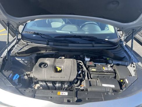 Used 2025 Kia Soul LX w/ LX Technology Package FWD image 43