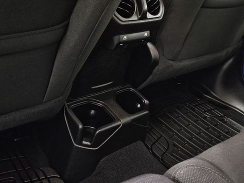 Used 2021 Jeep Wrangler Unlimited Sport image 27