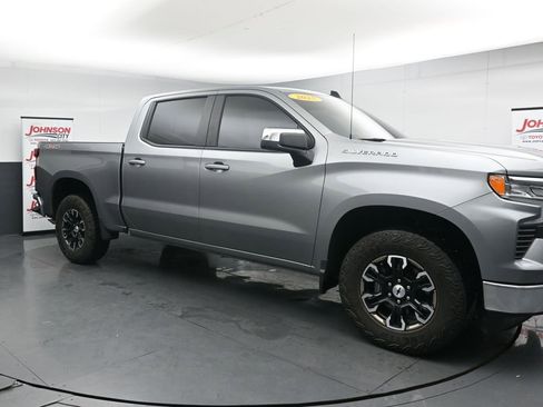 Used 2025 Chevrolet Silverado 1500 LT w/ Protection Package AWD/4WD image 2