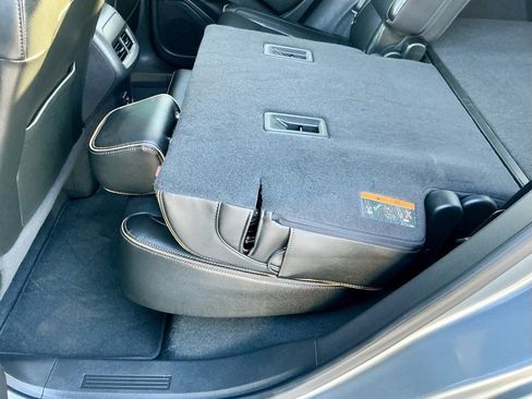 Used 2024 GMC Terrain AT4 w/ Infotainment Package II image 28