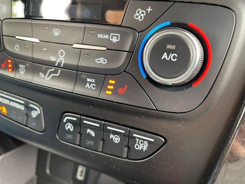 Used 2017 Ford Escape Titanium w/ Equipment Group 301A image 25