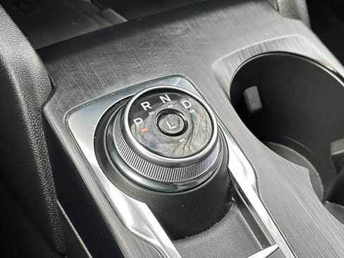 Certified 2025 Ford Escape Platinum image 22