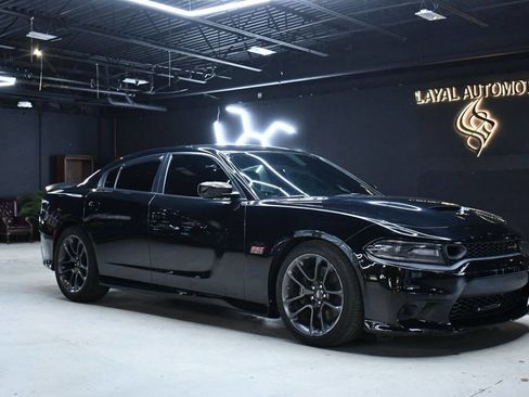 Used 2021 Dodge Charger Scat Pack RWD image 2