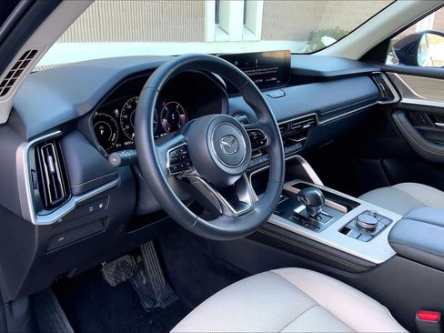 Used 2024 MAZDA CX-90 Plug-In Hybrid w/ Preferred image 18