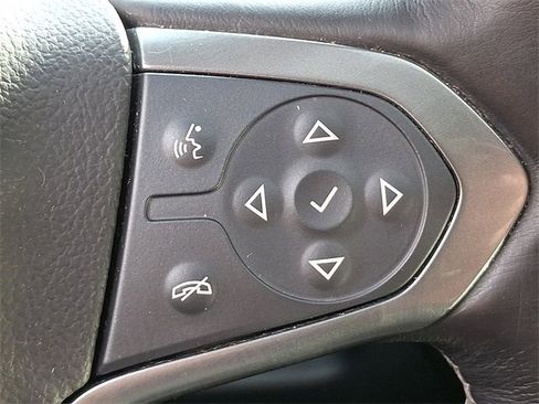 Used 2018 Chevrolet Tahoe LT image 24