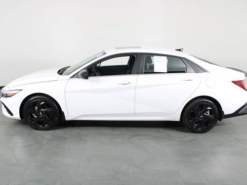 Certified 2026 Hyundai Elantra SEL Sport Premium FWD image 14