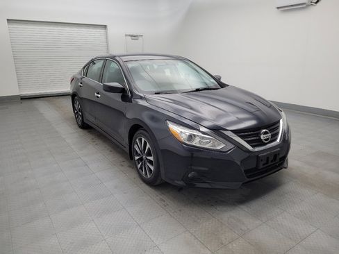Used 2016 Nissan Altima 2.5 SV image 13