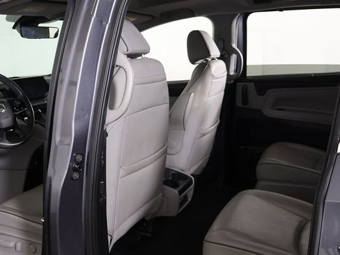 Used 2023 Honda Odyssey Elite image 29