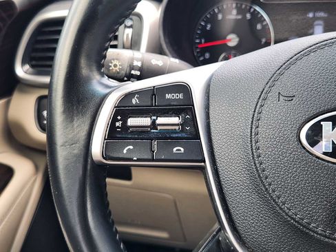 Used 2020 Kia Sorento S FWD image 26