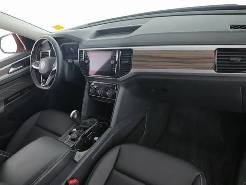Used 2021 Volkswagen Atlas SEL image 32