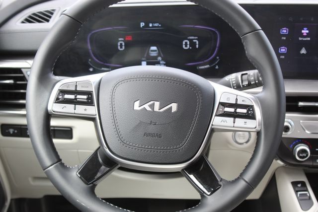 Used 2024 Kia Telluride S w/ S Sunroof Package FWD image 15