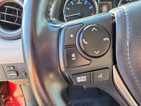 Used 2016 Toyota RAV4 XLE image 26