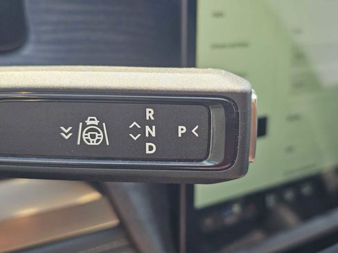 Used 2024 Rivian R1S Adventure AWD/4WD image 34