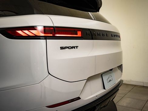 New 2026 Land Rover Range Rover Sport Dynamic SE AWD/4WD image 20