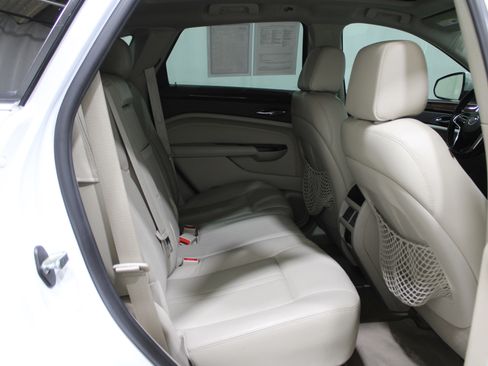 Used 2015 Cadillac SRX Performance w/ Driver Awareness Package image 28