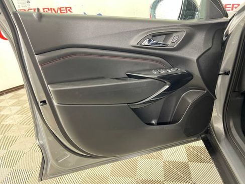 New 2026 Chevrolet Trax RS w/ Sunroof Package FWD image 10