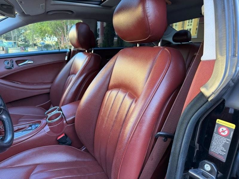 Used 2006 Mercedes-Benz CLS 500 image 34