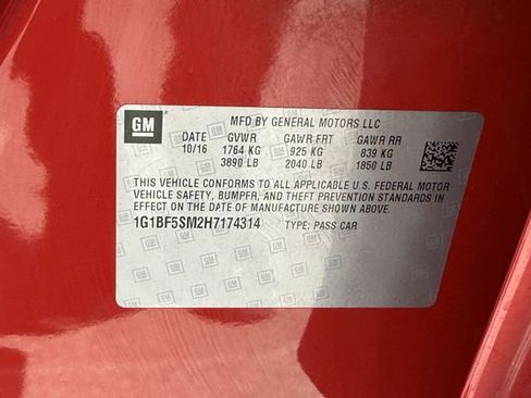 Used 2017 Chevrolet Cruze Premier image 35