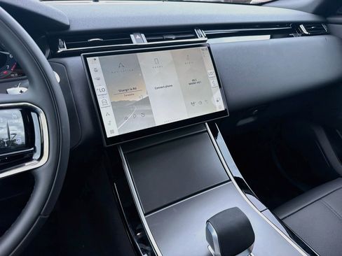 New 2026 Land Rover Range Rover Velar S AWD/4WD image 27