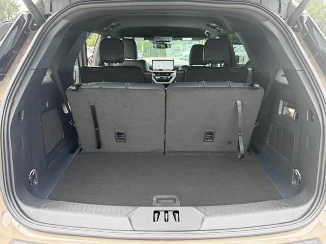 New 2027 Ford Explorer ST-Line w/ Premium Package RWD image 18