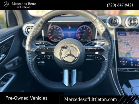 Used 2025 Mercedes-Benz GLC 300 4MATIC image 15