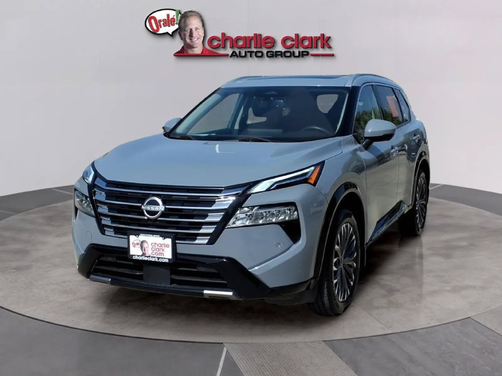 Certified 2024 Nissan Rogue Platinum FWD image 1