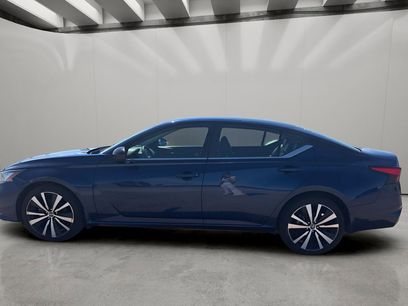 Used 2022 Nissan Altima 2.5 SR