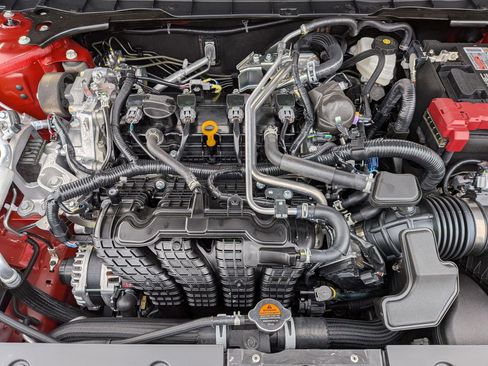 New 2025 Nissan Altima 2.5 SV image 32