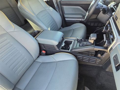 Used 2025 Toyota 4Runner Trailhunter image 13