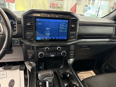 Used 2022 Ford F150 XLT w/ Equipment Group 302A High image 16