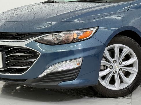 Used 2025 Chevrolet Malibu LT image 11
