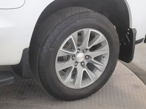 Used 2022 Chevrolet Silverado 1500 High Country w/ Safety Package II image 14