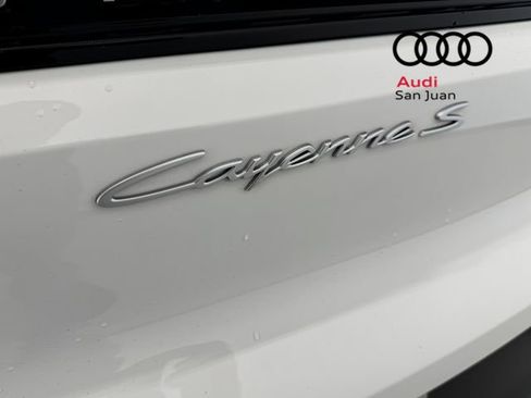 Used 2025 Porsche Cayenne S AWD/4WD image 10