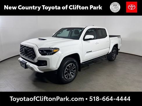 Used 2023 Toyota Tacoma TRD Sport w/ Black Out Package (TMS) AWD/4WD image 7