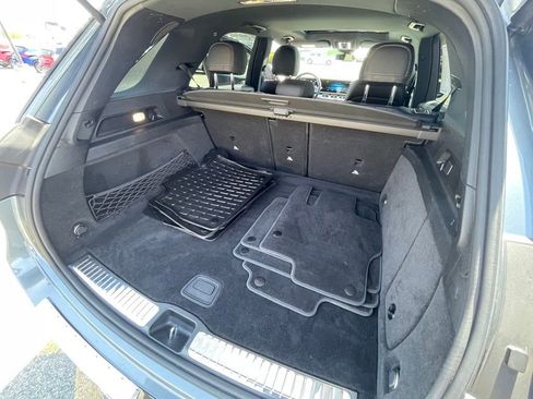 Used 2022 Mercedes-Benz GLE 350 4MATIC w/ Premium Package image 35