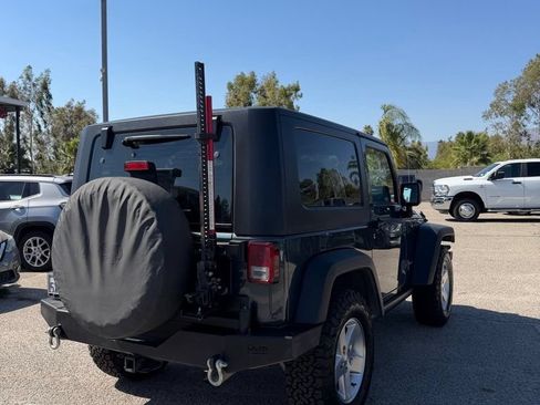 Used 2007 Jeep Wrangler Rubicon w/ Dual Top Group AWD/4WD image 4