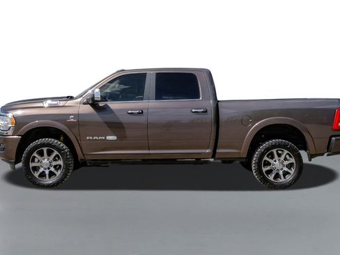 Used 2021 RAM 2500 Limited image 8