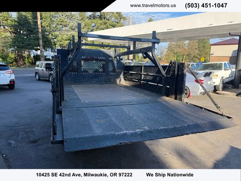 Used 2018 RAM 2500 Tradesman w/ Chrome Appearance Group image 13