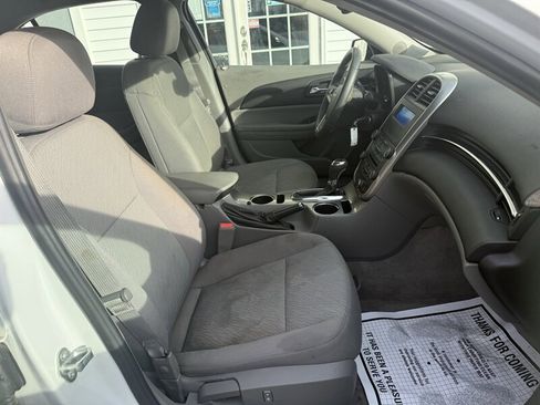 Used 2014 Chevrolet Malibu LS image 15
