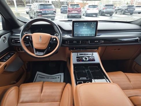 Certified 2023 Lincoln Aviator Black Label w/ Dynamic Handling Package image 36