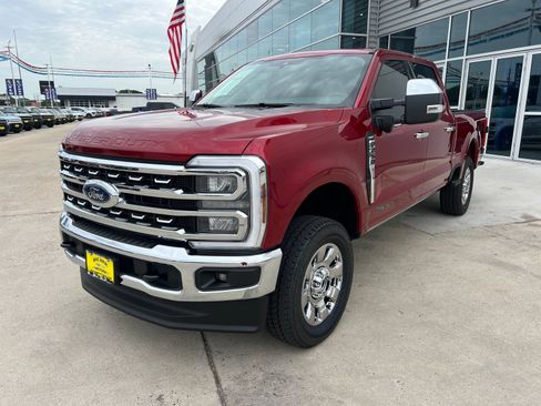 Used 2025 Ford F250 Lariat w/ Chrome Package AWD/4WD image 7