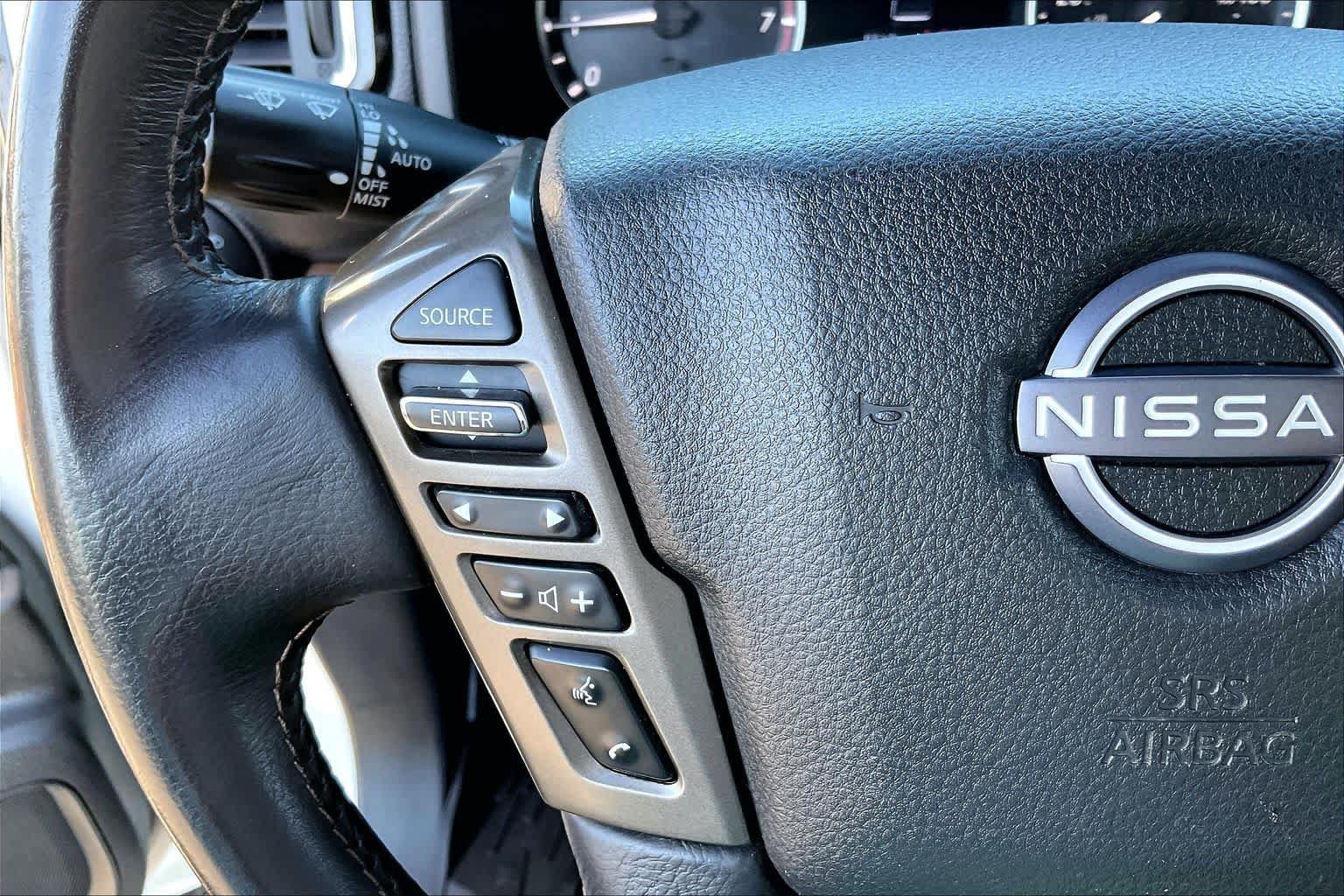 Used 2023 Nissan Titan Platinum Reserve w/ Moonroof Package AWD/4WD image 22