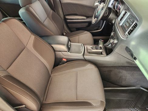 Used 2020 Dodge Charger SXT image 15