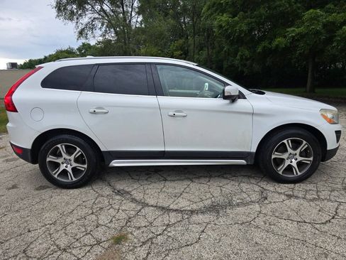 Used 2013 Volvo XC60 T6 AWD/4WD image 4