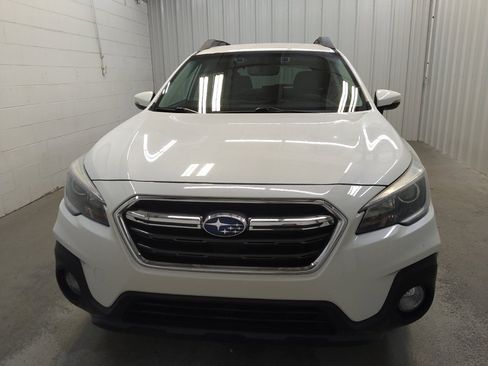 Used 2019 Subaru Outback 2.5i Limited AWD/4WD image 15