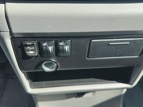 Used 2015 Toyota Sienna XLE w/ XLE Navigation Package AWD/4WD image 37