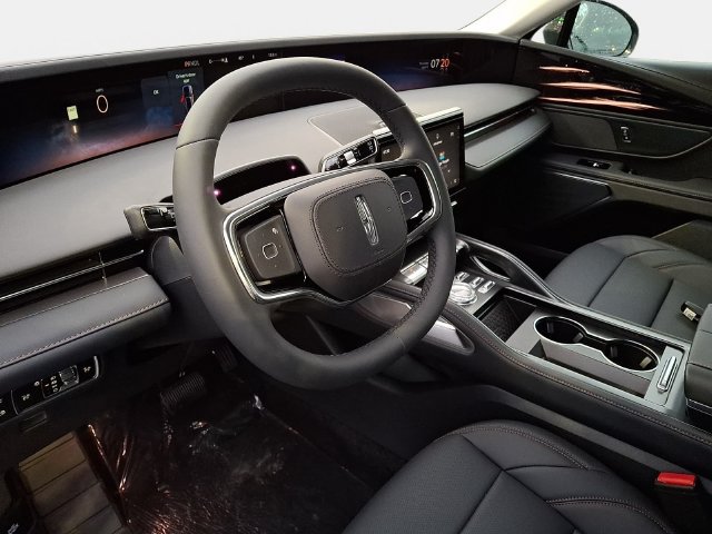 New 2026 Lincoln Nautilus Premier AWD/4WD image 13