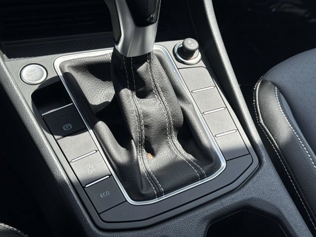 New 2026 Volkswagen Jetta SE FWD image 22